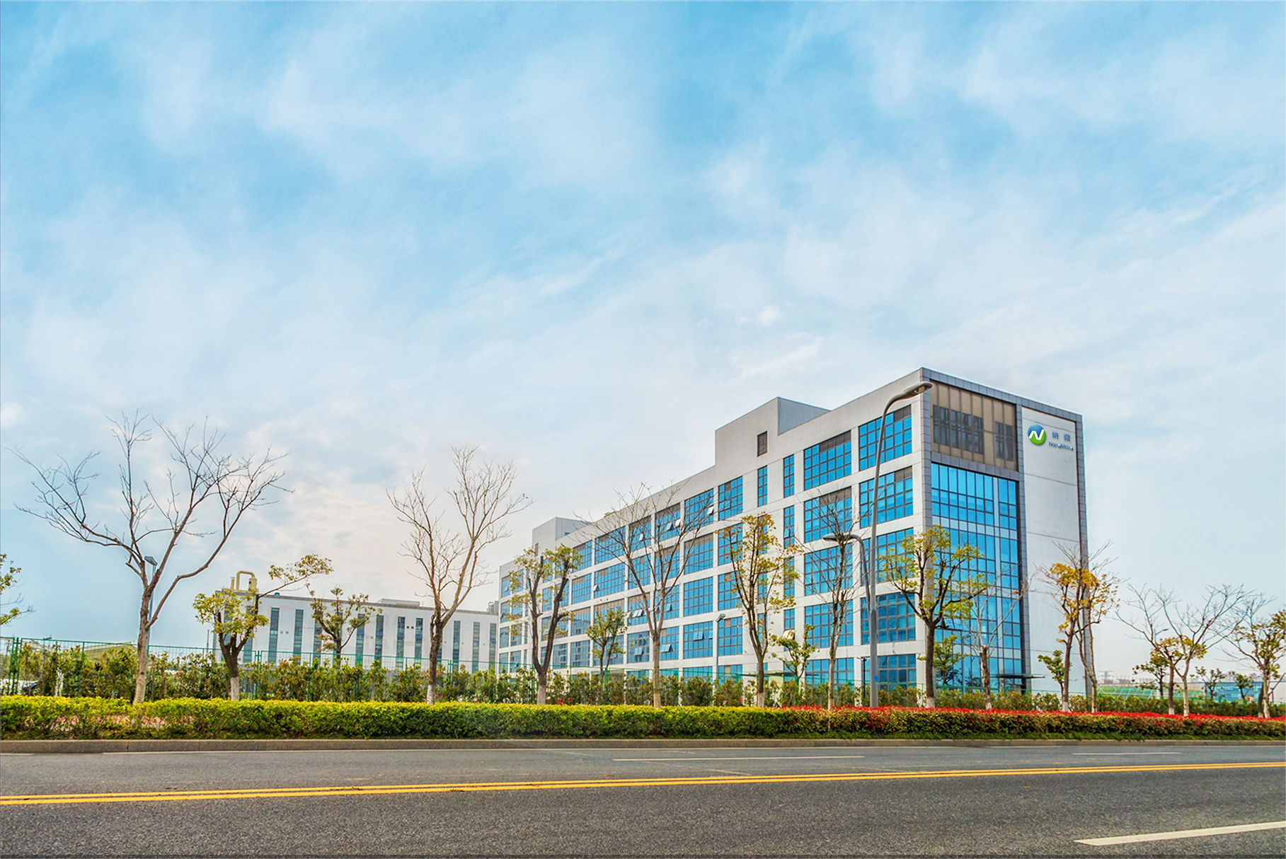 1665738724103379.jpg 8873cbf7-9b87-434d-aa4d-b8ae3a79a39f.jpg